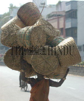 Image Id : 6735049 <span>Date : 2006-02-04 <span>Category : Economy Business and Finance</span>