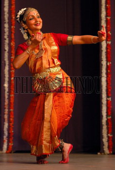 Image Id : 6763392 <span>Date : 2006-02-07 <span>Category : Arts Culture and Entertainment</span>
