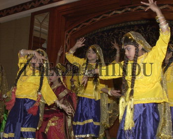 Image Id : 6784599 <span>Date : 2006-02-09 <span>Category : Arts Culture and Entertainment</span>