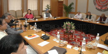 Image Id : 6822138 <span>Date : 2006-02-13 <span>Category : Politics</span>