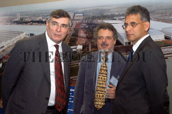 Image Id : 6862280 <span>Date : 2006-02-17 <span>Category : Economy Business and Finance</span>