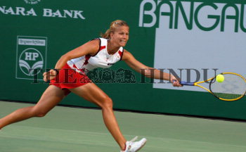 Image Id : 6863963 <span>Date : 2006-02-17 <span>Category : Sport</span>