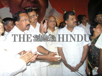 Image Id : 6891567 <span>Date : 2006-02-19 <span>Category : Politics</span>