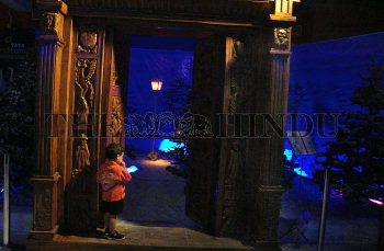 Image Id : 6909858 <span>Date : 2006-02-22 <span>Category : Arts Culture and Entertainment</span>