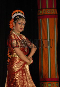 Image Id : 6910273 <span>Date : 2006-02-21 <span>Category : Arts Culture and Entertainment</span>