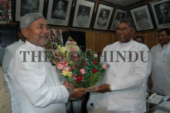 Image Id : 6960885 <span>Date : 2006-02-27 <span>Category : Politics</span>