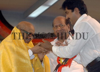 Image Id : 7007934 <span>Date : 2006-03-04 <span>Category : Politics</span>