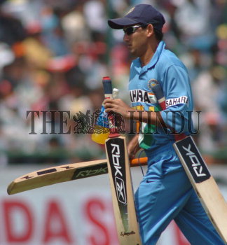 Image Id : 7269035 <span>Date : 2006-03-30 <span>Category : Sport</span>