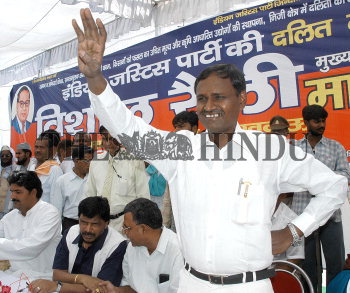 Image Id : 7376177 <span>Date : 2006-04-07 <span>Category : Politics</span>