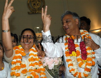Image Id : 7431146 <span>Date : 2006-04-12 <span>Category : Politics</span>