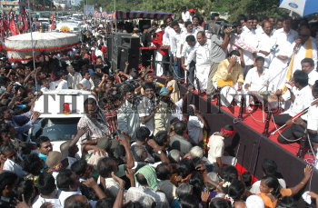 Image Id : 7431373 <span>Date : 2006-04-12 <span>Category : Politics</span>