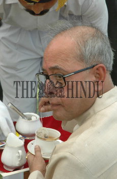 Image Id : 7440300 <span>Date : 2006-04-13 <span>Category : Politics</span>