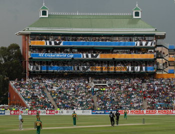 Image Id : 7485815 <span>Date : 2006-04-17 <span>Category : Sport</span>