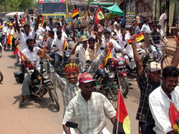 Image Id : 7705108 <span>Date : 2006-05-06 <span>Category : Politics</span>