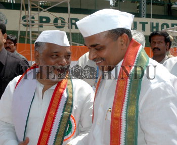 Image Id : 7782710 <span>Date : 2006-05-14 <span>Category : Politics</span>
