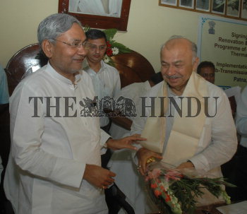 Image Id : 7925688 <span>Date : 2006-05-27 <span>Category : Politics</span>