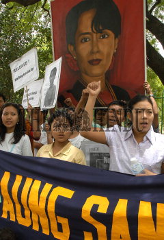 Image Id : 8173339 <span>Date : 2006-06-17 <span>Category : Politics</span>