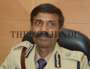 Image Id : 8217587 <span>Date : 2006-06-21 <span>Category : Crime Law and Justice</span>
