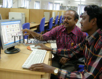 Image Id : 8446245 <span>Date : 2006-07-11 <span>Category : Education</span>