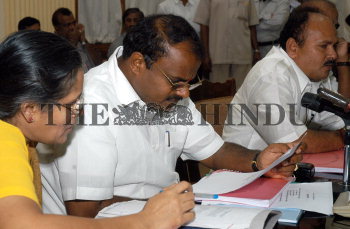 Image Id : 8486829 <span>Date : 2006-07-15 <span>Category : Politics</span>