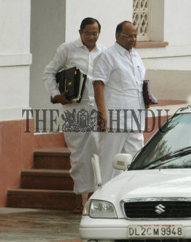 Image Id : 8537376 <span>Date : 2006-07-20 <span>Category : Politics</span>