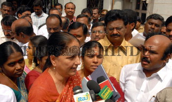 Image Id : 8692400 <span>Date : 2006-08-03 <span>Category : Politics</span>