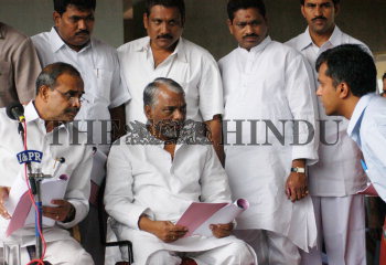 Image Id : 8724841 <span>Date : 2006-08-05 <span>Category : Politics</span>