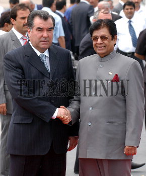 Image Id : 8731838 <span>Date : 2006-08-06 <span>Category : Politics</span>