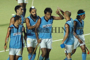 Image Id : 8869831 <span>Date : 2006-08-16 <span>Category : Sport</span>