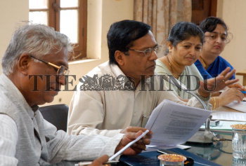 Image Id : 8883761 <span>Date : 2006-08-17 <span>Category : Politics</span>