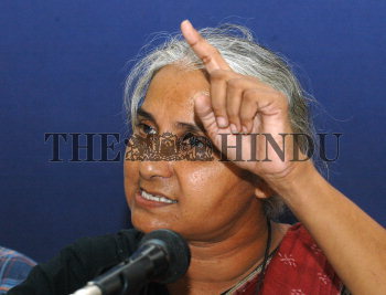 Image Id : 8981959 <span>Date : 2006-08-22 <span>Category : Politics</span>
