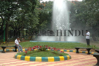 Image Id : 9147242 <span>Date : 2006-08-30 <span>Category : Lifestyle and Leisure</span>