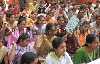 Image Id : 9238293 <span>Date : 2006-09-04 <span>Category : Education</span>