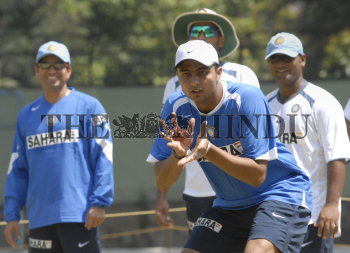 Image Id : 9278402 <span>Date : 2006-09-06 <span>Category : Sport</span>