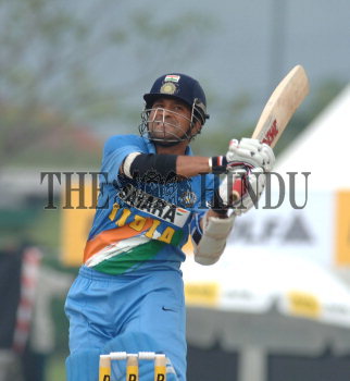 Image Id : 9365415 <span>Date : 2006-09-14 <span>Category : Sport</span>