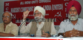 Image Id : 9422326 <span>Date : 2006-09-20 <span>Category : Politics</span>