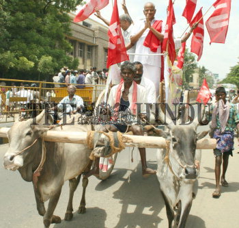 Image Id : 9431428 <span>Date : 2006-09-21 <span>Category : Politics</span>