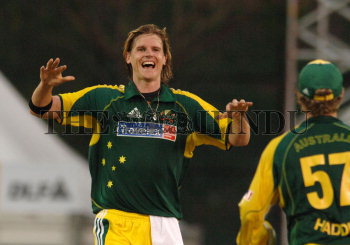 Image Id : 9458971 <span>Date : 2006-09-24 <span>Category : Sport</span>