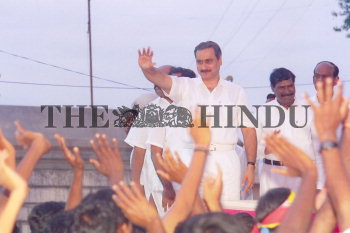 Image Id : 9459680 <span>Date : 2006-09-24 <span>Category : Politics</span>