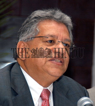Image Id : 9465507 <span>Date : 2006-09-25 <span>Category : Economy Business and Finance</span>