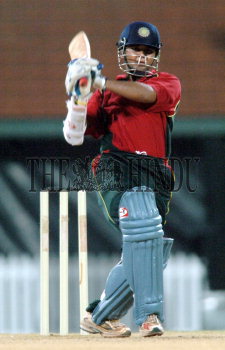 Image Id : 9630471 <span>Date : 2006-10-03 <span>Category : Sport</span>