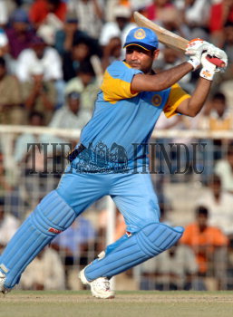 Image Id : 9651033 <span>Date : 2006-10-04 <span>Category : Sport</span>
