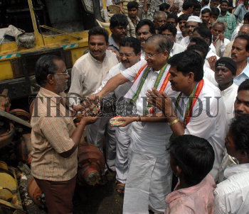Image Id : 9668600 <span>Date : 2006-10-05 <span>Category : Politics</span>