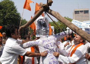 Image Id : 9669114 <span>Date : 2006-10-05 <span>Category : Politics</span>