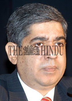 Image Id : 9775415 <span>Date : 2006-10-12 <span>Category : Economy Business and Finance</span>