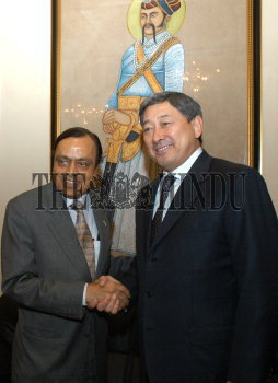 Image Id : 9785863 <span>Date : 2006-10-13 <span>Category : Politics</span>
