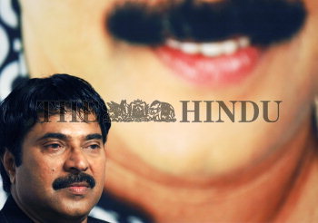 Image Id : 9833171 <span>Date : 2006-10-16 <span>Category : Arts Culture and Entertainment</span>
