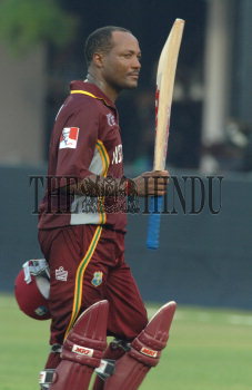 Image Id : 9889863 <span>Date : 2006-10-19 <span>Category : Sport</span>