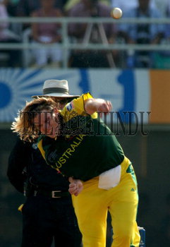 Image Id : 10188197 <span>Date : 2006-11-06 <span>Category : Sport</span>