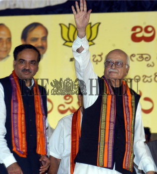 Image Id : 10371063 <span>Date : 2006-11-19 <span>Category : Politics</span>